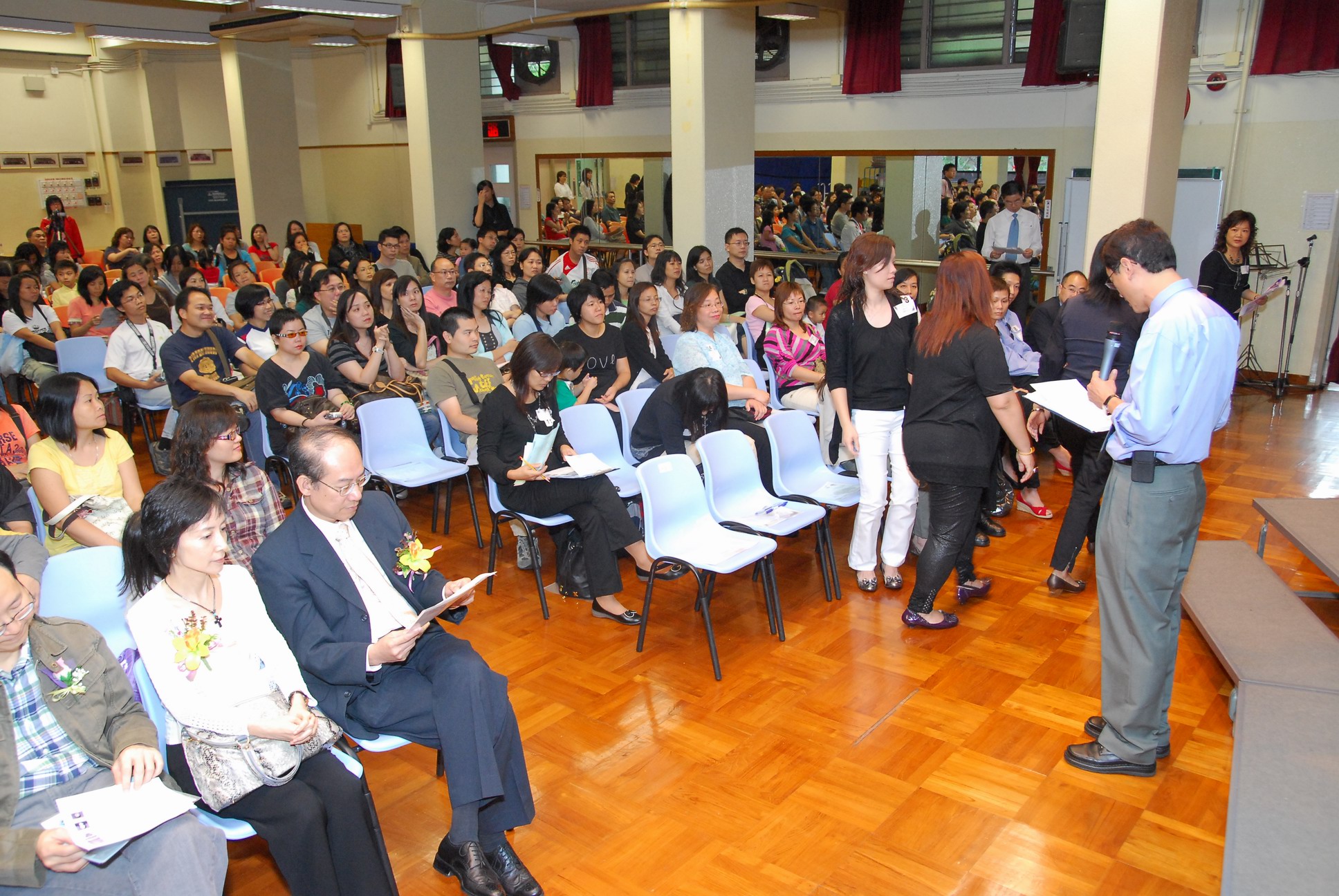 Image 38 of 169  -  4511  kb